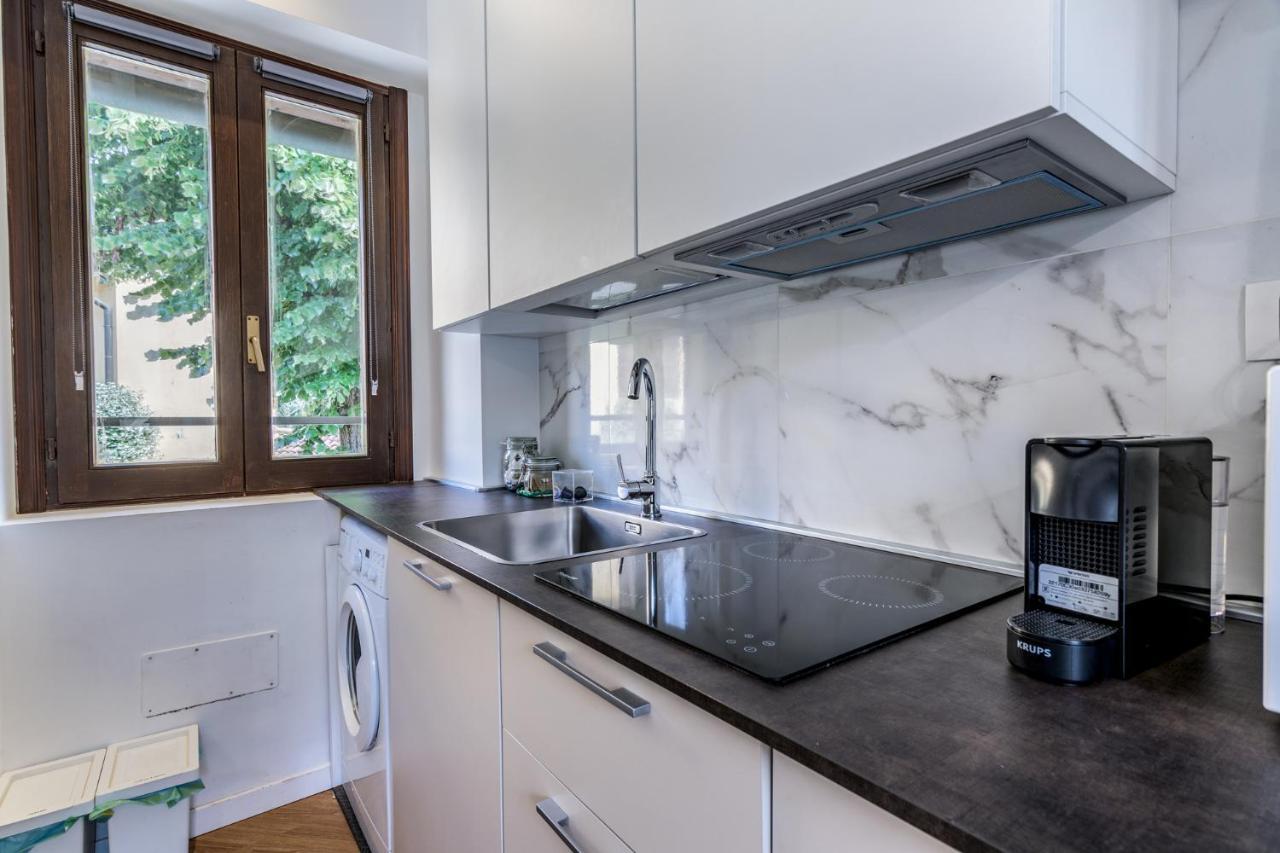 Morimondo Studio Apartment Milan Exterior photo