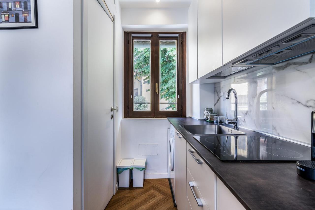 Morimondo Studio Apartment Milan Exterior photo