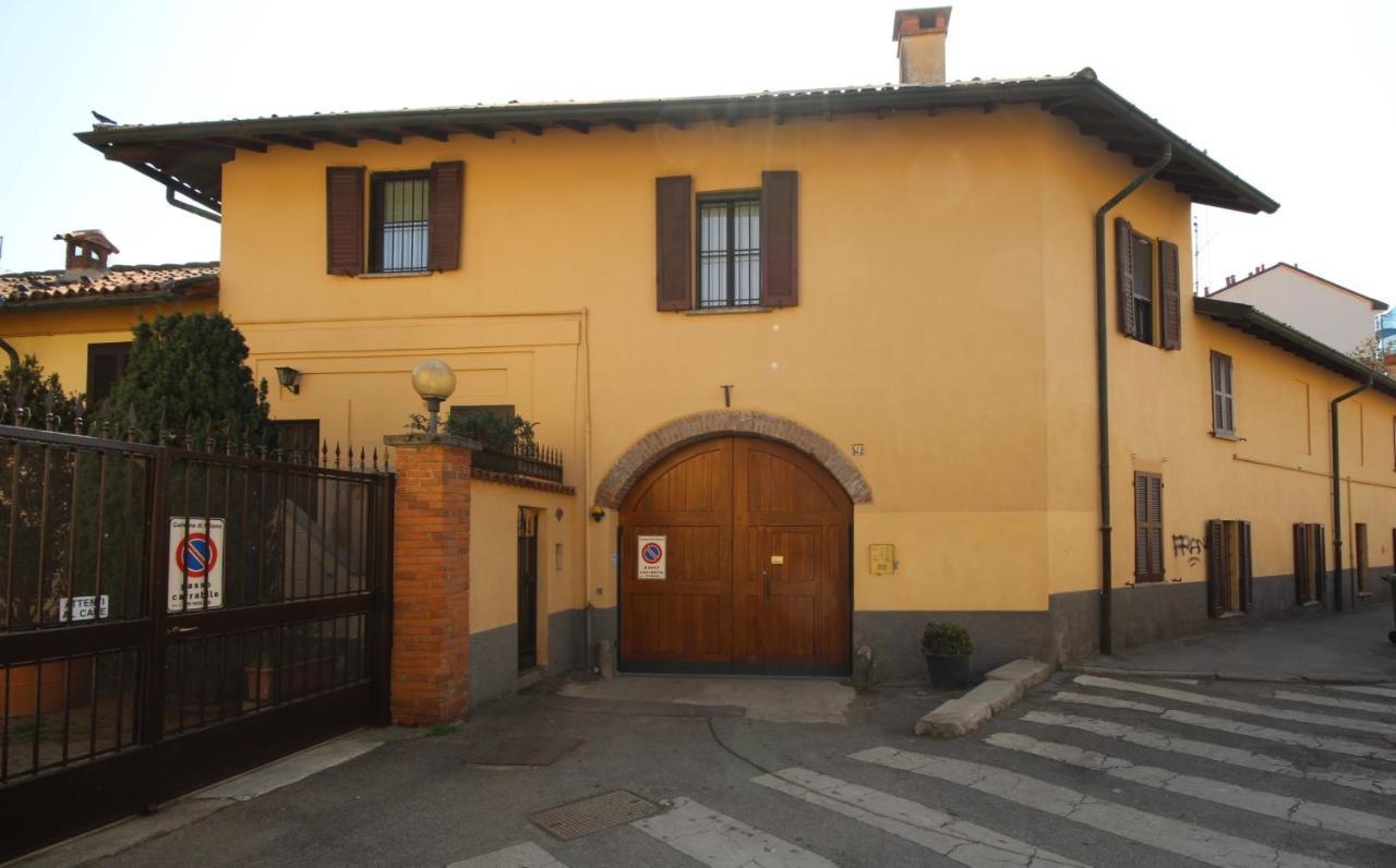 Morimondo Studio Apartment Milan Exterior photo